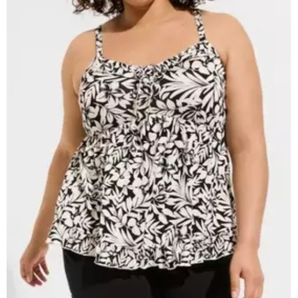 Torrid Floral Babydoll Top Ruffle Teired Plus Size 3 3X Super Soft‎ Slub Jersey